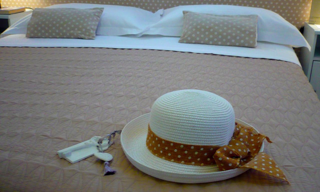 Molo Di Levante - Rent Apartment مارينا دي راغوزا المظهر الخارجي الصورة